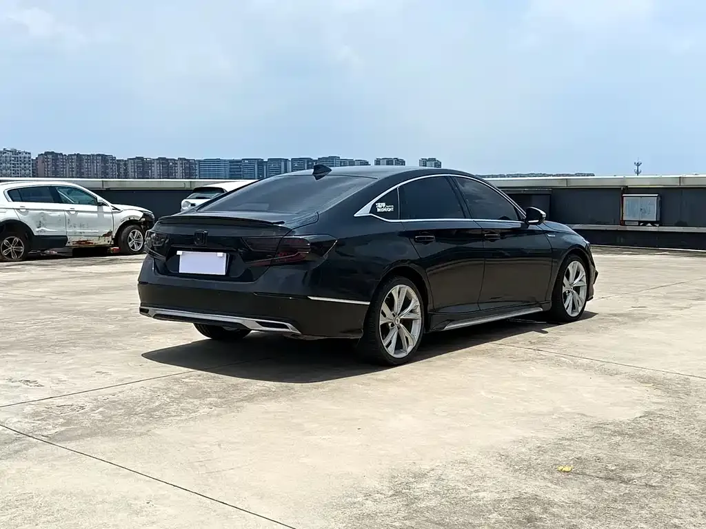 Honda Accord — фото 2