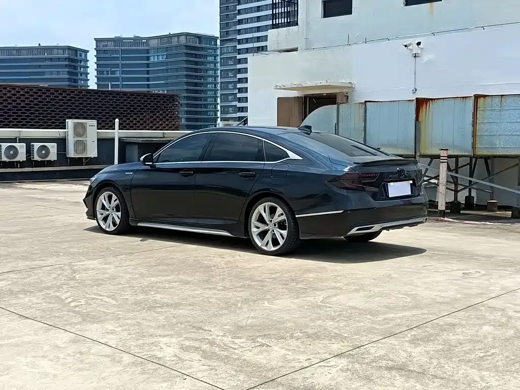 Honda Accord — фото 5