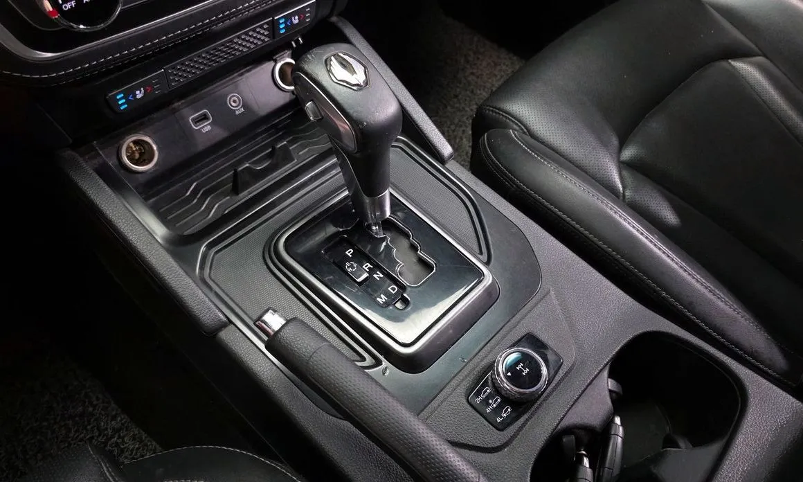 KG Mobility (Ssangyong) Rexton — фото 7