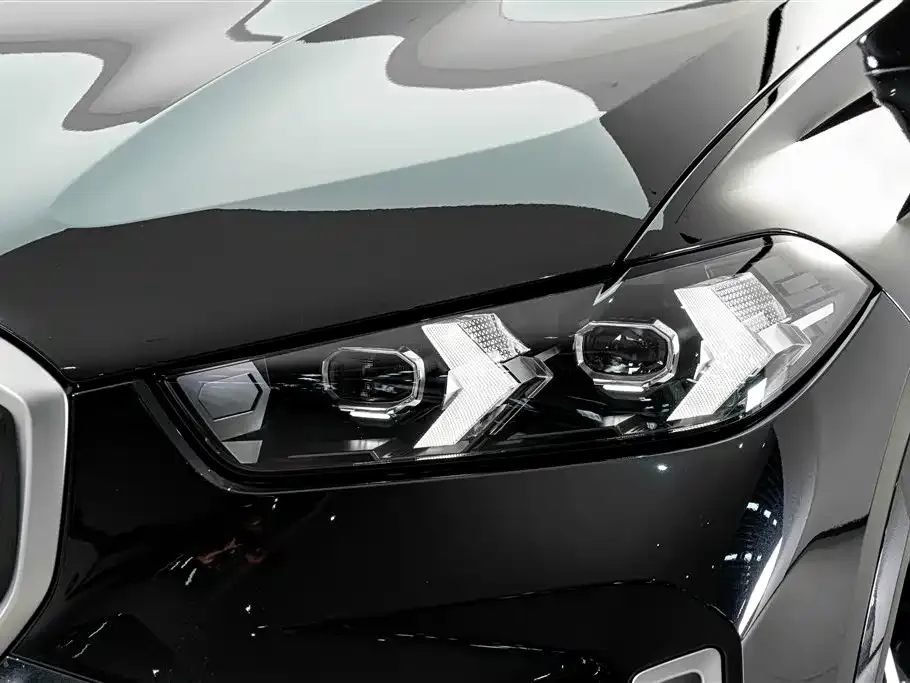 BMW X5 — фото 8