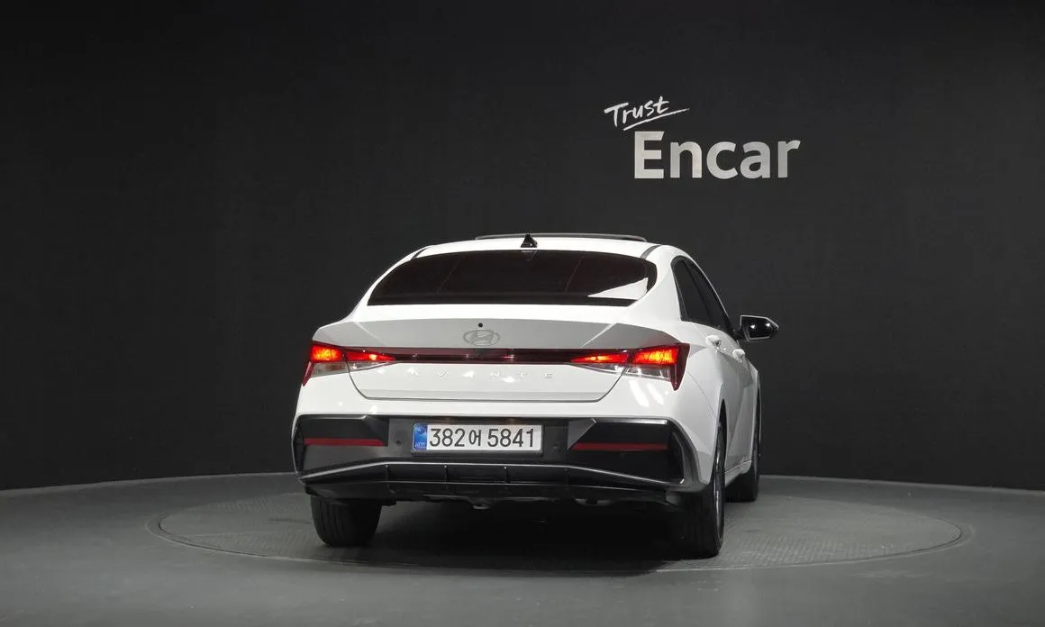Hyundai AVANTE — фото 5