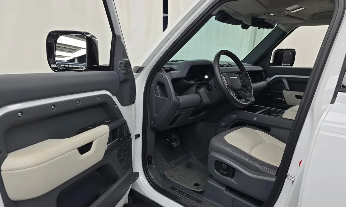 Land Rover Defender 2024 из KR, фото 6