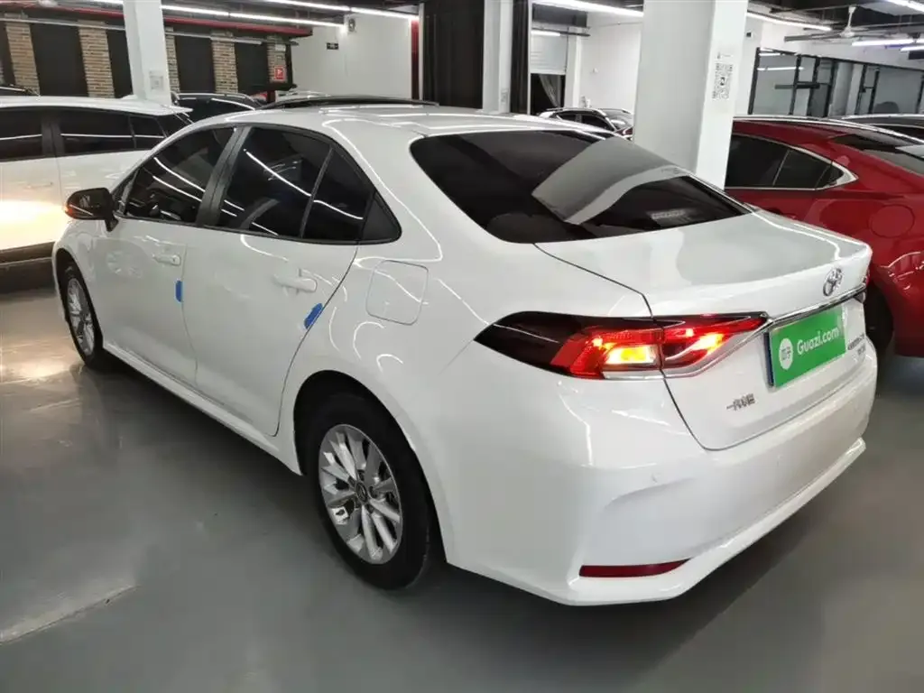 Toyota Corolla 2022 из CN, фото 8