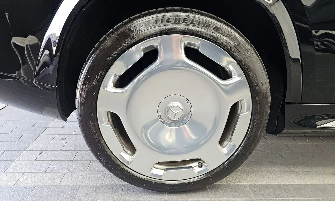 Mercedes-Benz GLS-Class 2024 из KR, фото 8