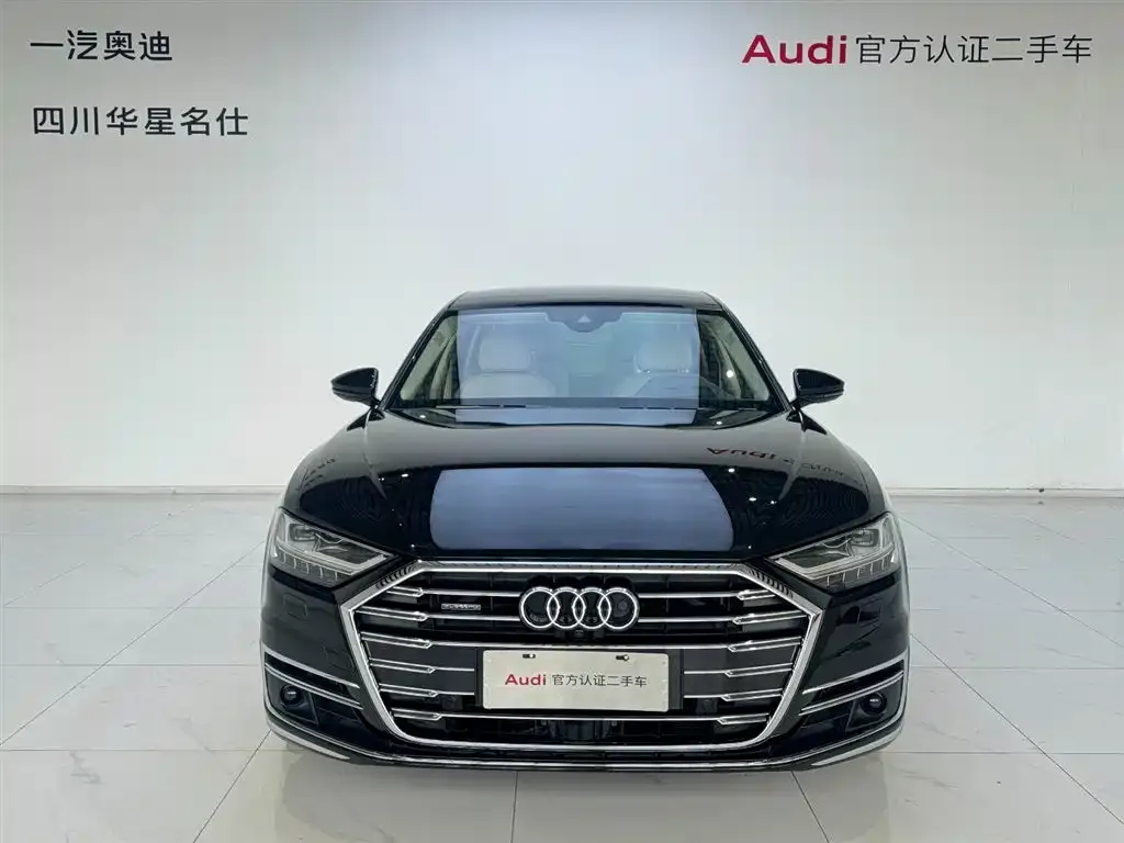 Audi A8 — фото 2