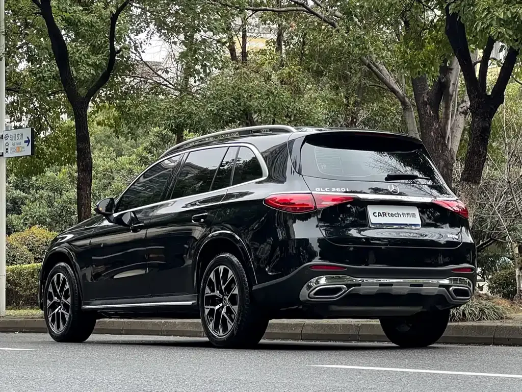 Mercedes-Benz GLC — фото 9