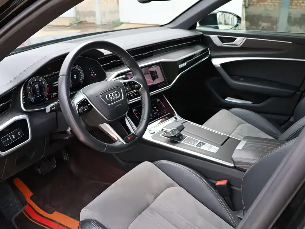 Audi A6L — фото 4