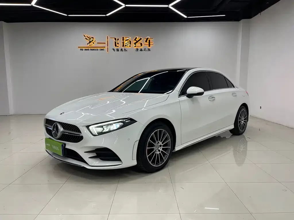 Mercedes-Benz A-Class — фото 1