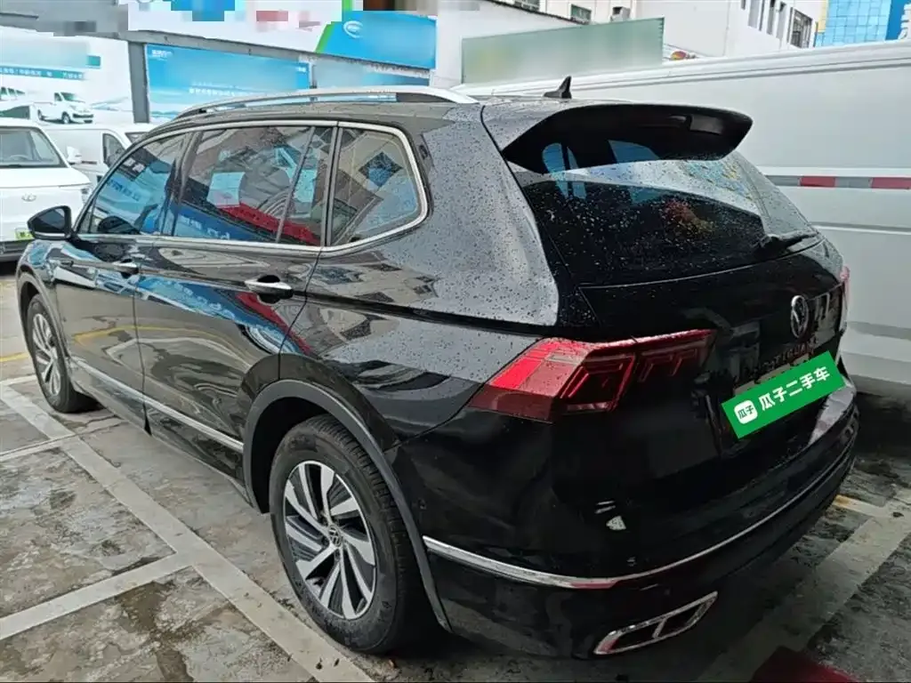 Volkswagen 途观L插电混动 2023 из CN, фото 3