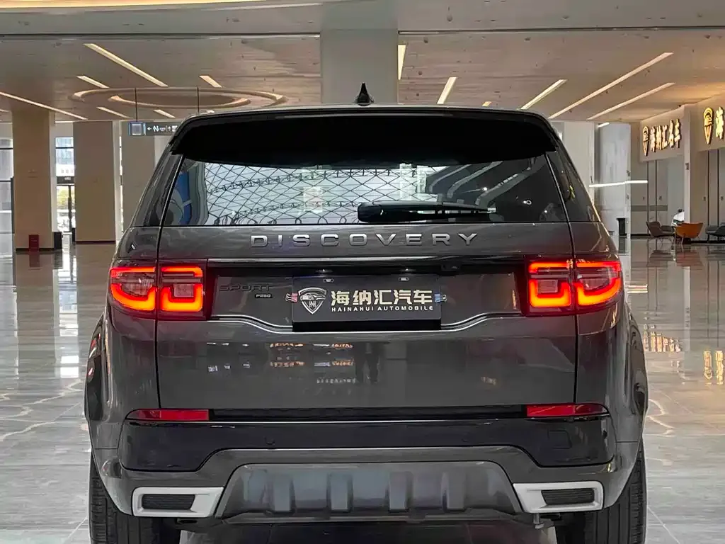 Land Rover Discovery Sport — фото 10