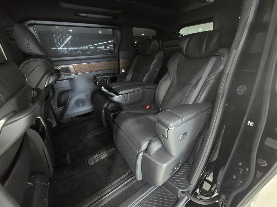Toyota Alphard 2024 из KR, фото 7