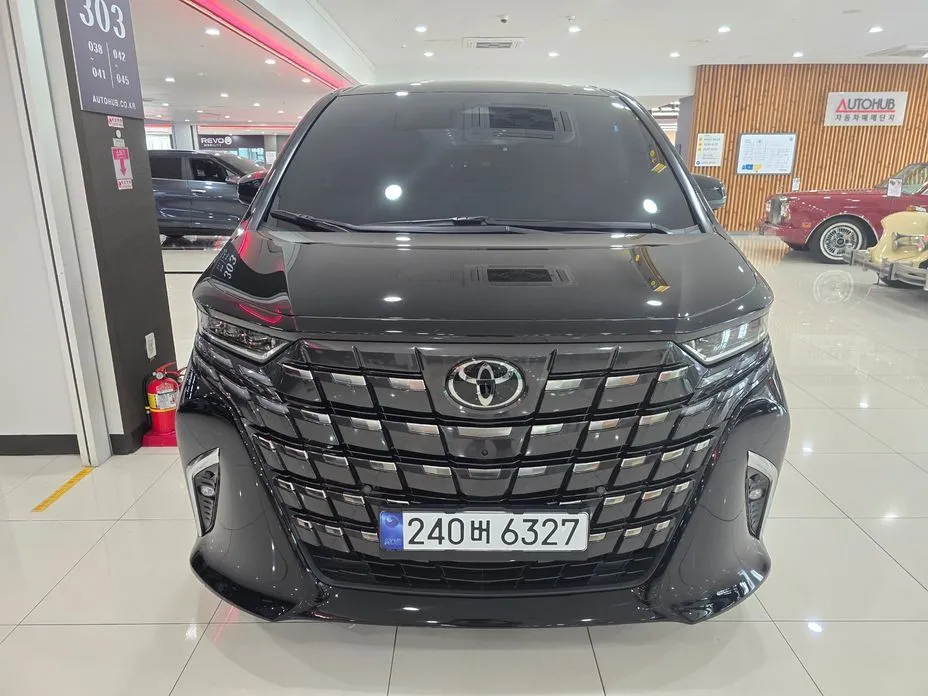 Toyota Alphard 2024 из KR, фото 3