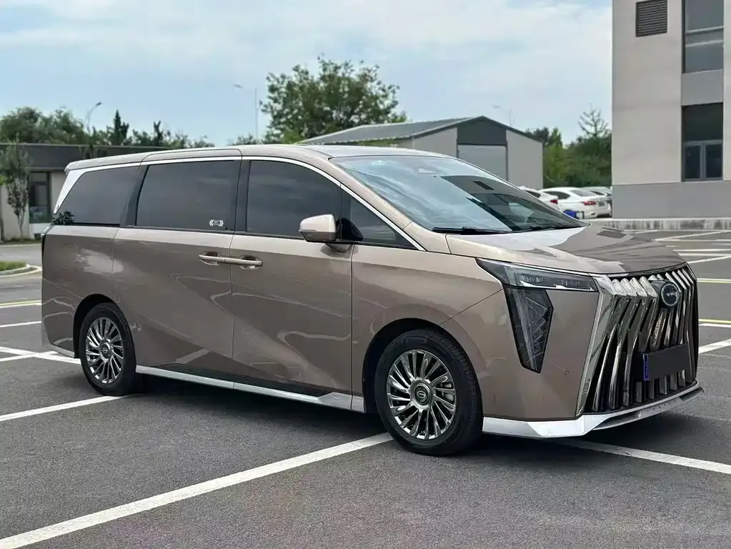 GAC Motor Trumpchi M8 — фото 6