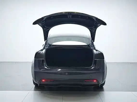Tesla Model 3 — фото 2