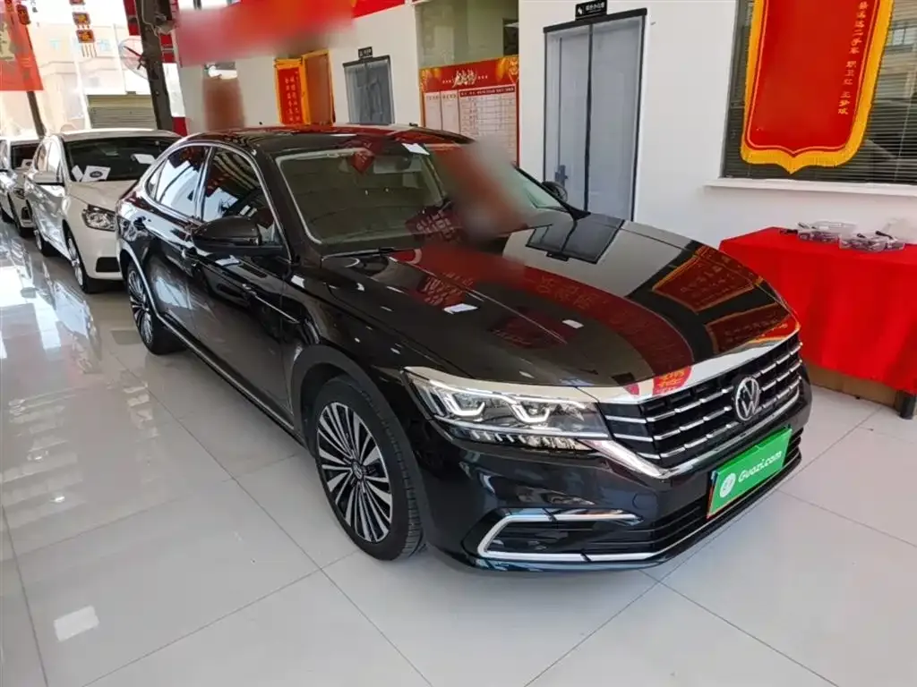 Volkswagen Passat — фото 5