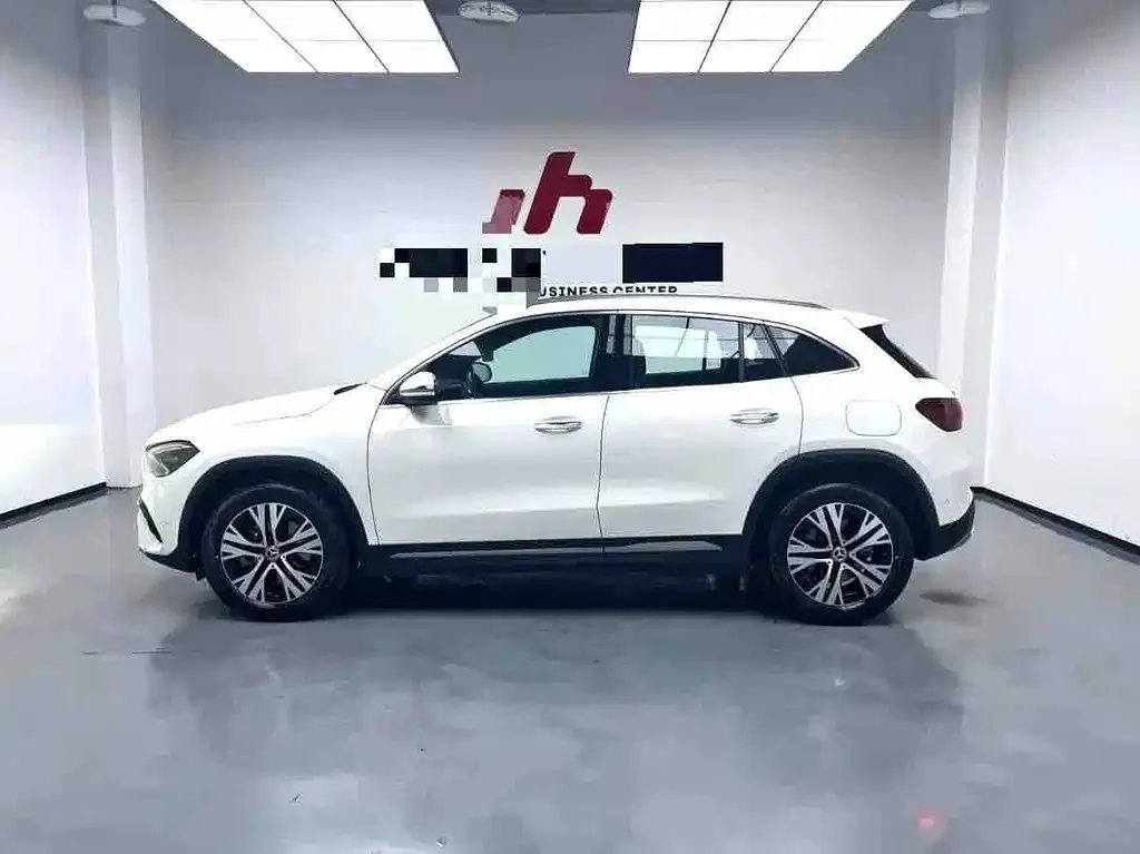 Mercedes-Benz GLA — фото 5