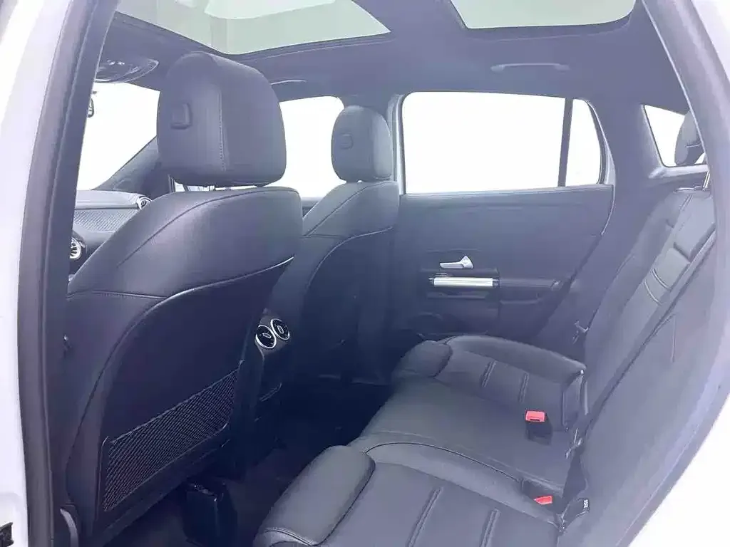Mercedes-Benz GLA — фото 4