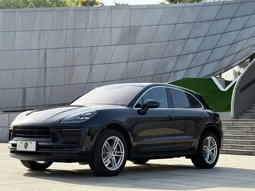 Porsche Macan — фото 1