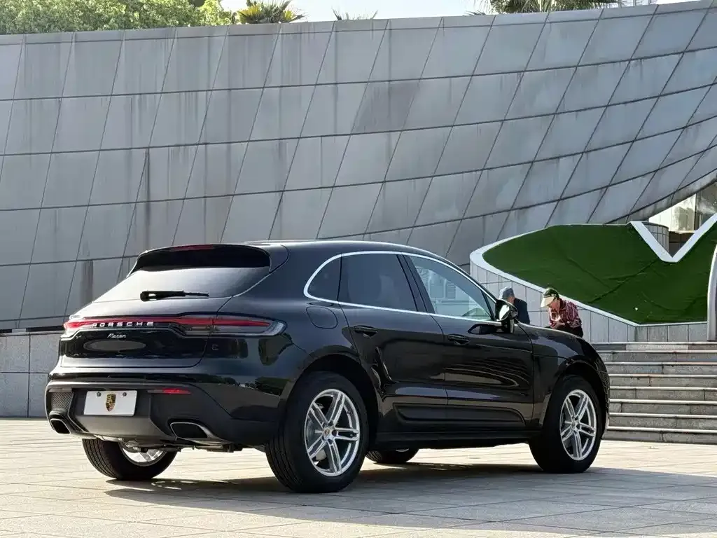Porsche Macan — фото 6
