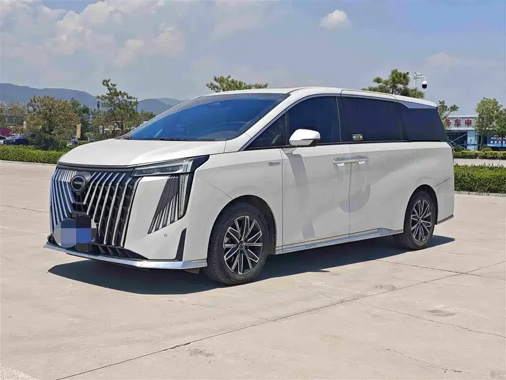 GAC Motor Trumpchi M8 — фото 1