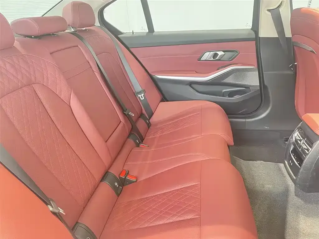 BMW 3 Series — фото 10