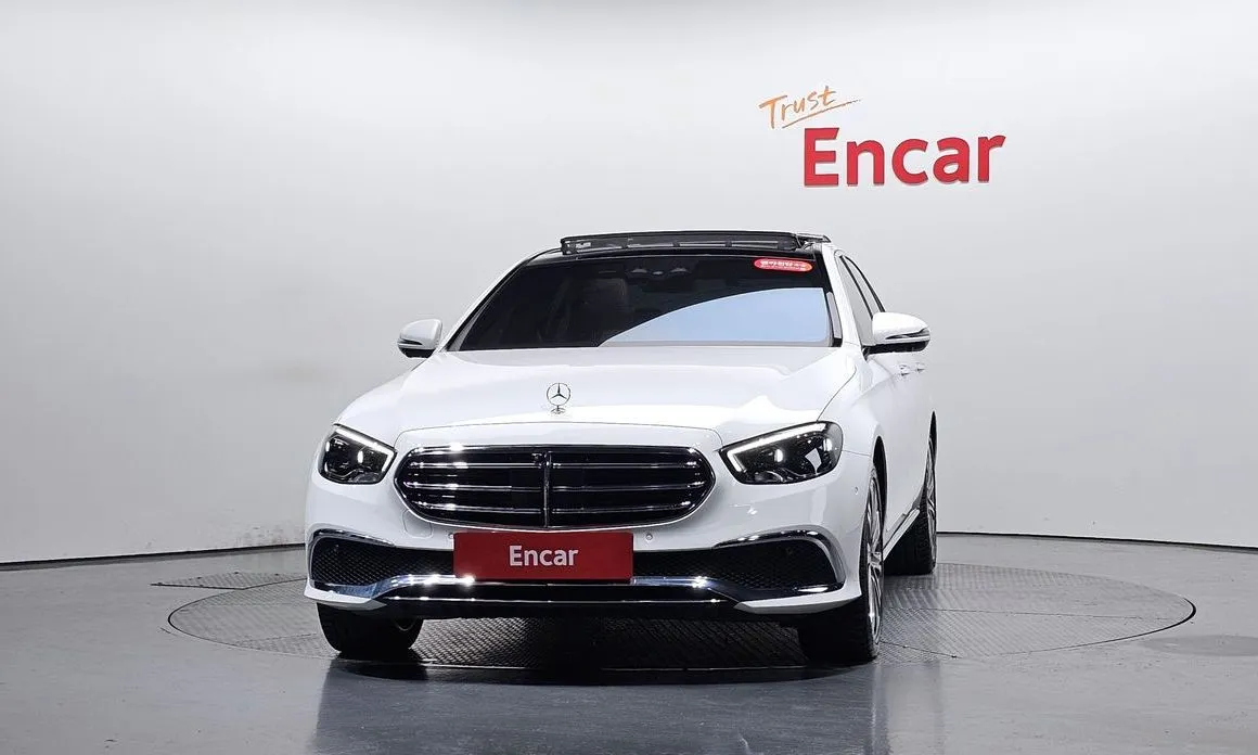 Mercedes-Benz E-Class 2022 из KR, фото 2