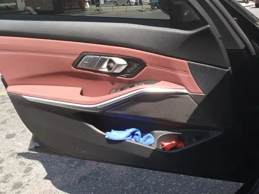 BMW 3 Series 2021 из CN, фото 5