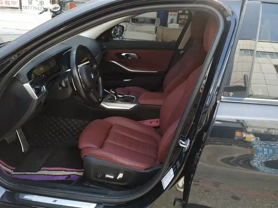 BMW 3 Series 2021 из CN, фото 10