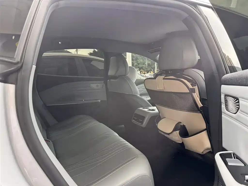 Geely Galaxy E8 2024 из CN, фото 2