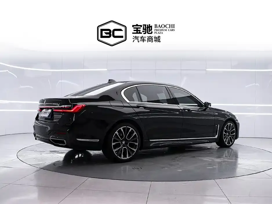 BMW 7 Series 2021 из CN, фото 6