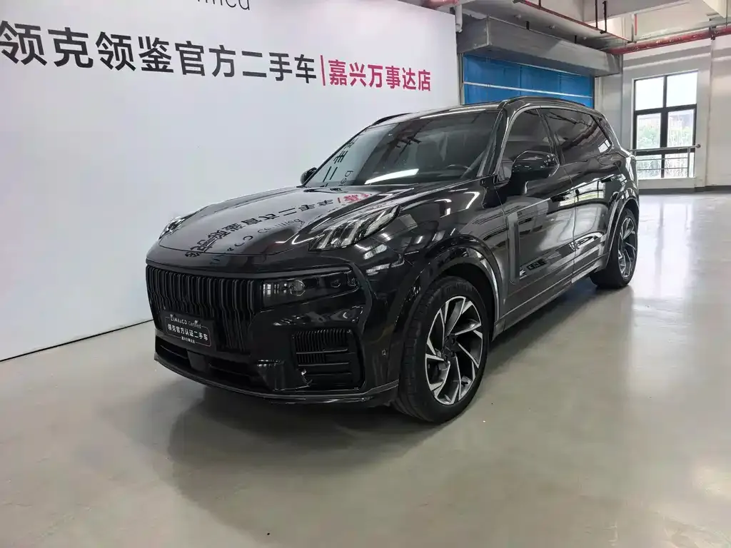 Lynk & Co 09