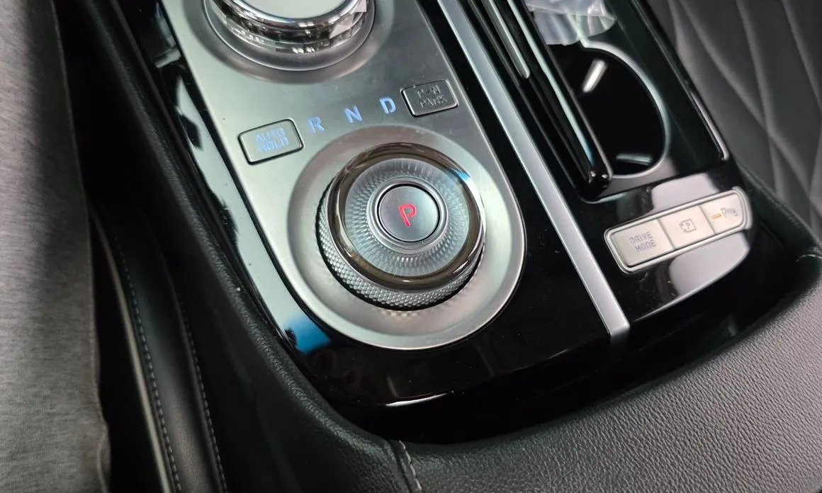 Genesis G80 — фото 7