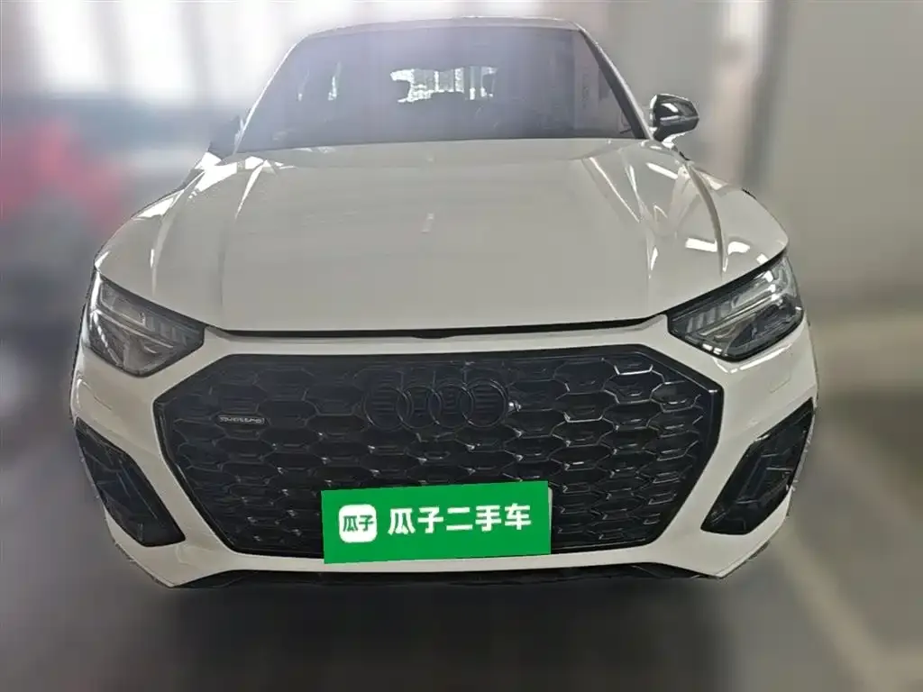 Audi Q5L Sportback — фото 6