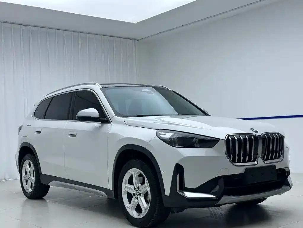 BMW X1 — фото 7