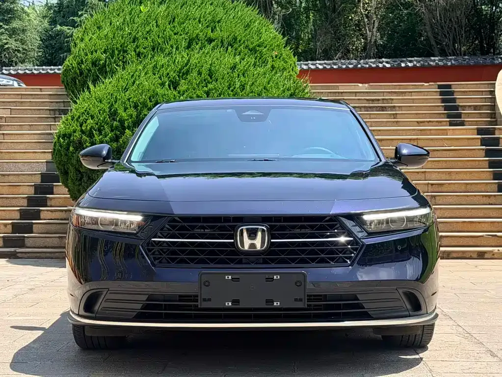Honda Accord — фото 2