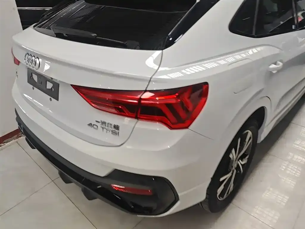 Audi Q3 Sportback — фото 2