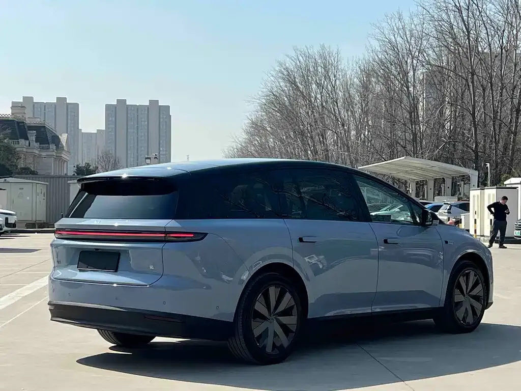 Li Auto i8 2025 из CN, фото 4