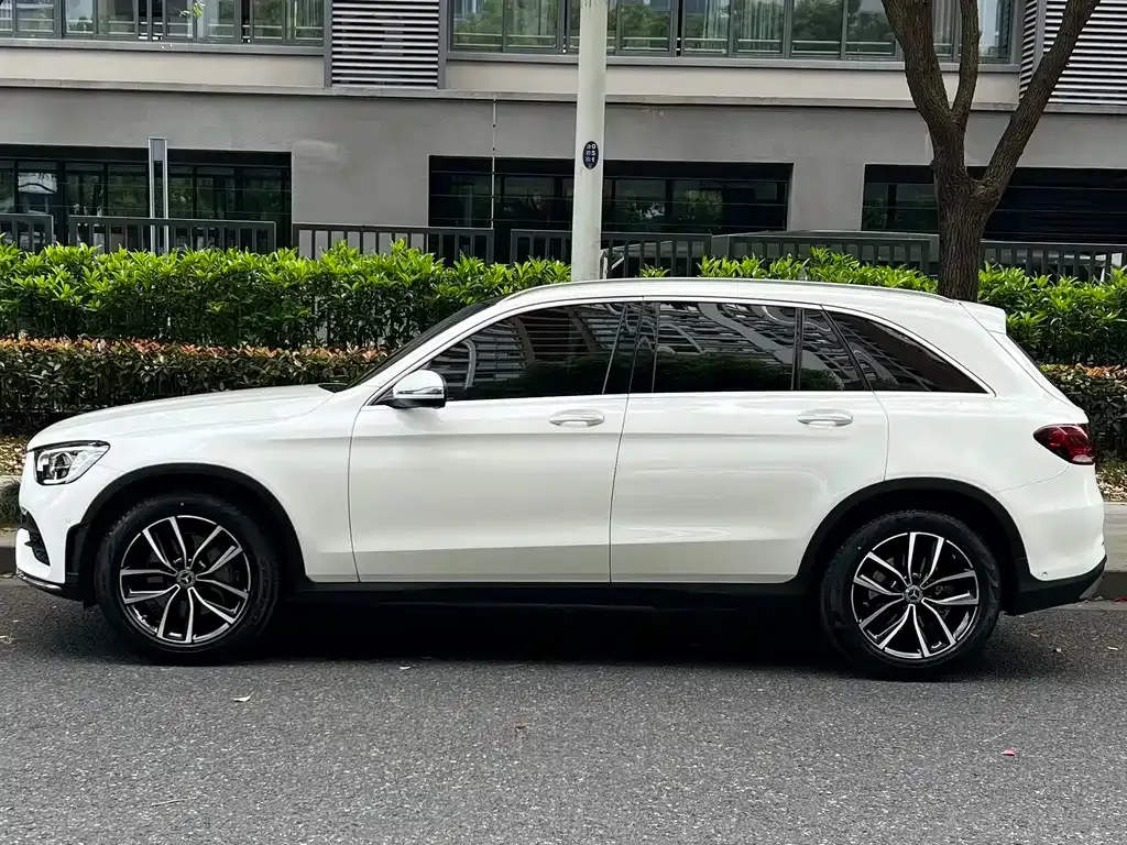 Mercedes-Benz GLC — фото 3