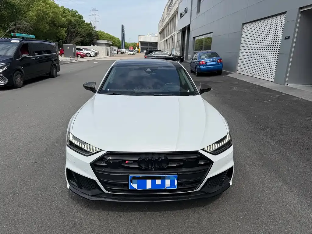 Audi A7 2021 из CN, фото 2