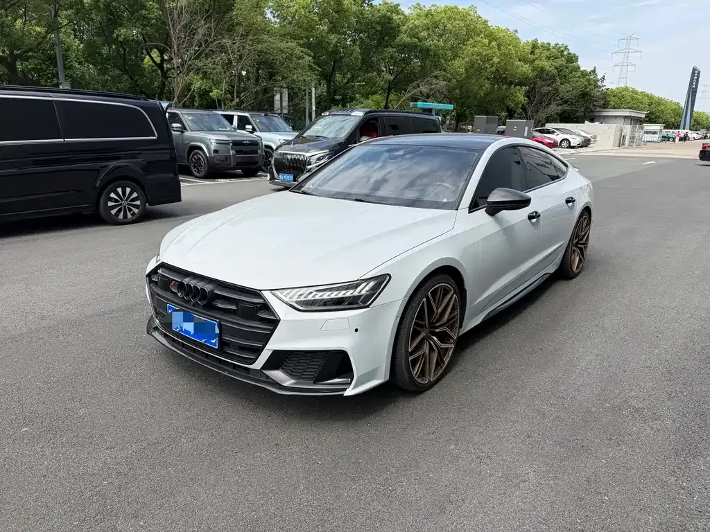 Audi A7 2021 из CN, фото 9