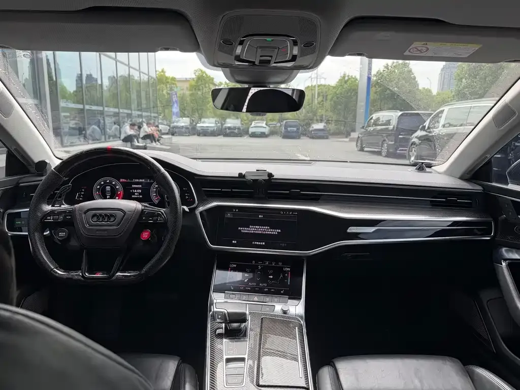Audi A7 2021 из CN, фото 7