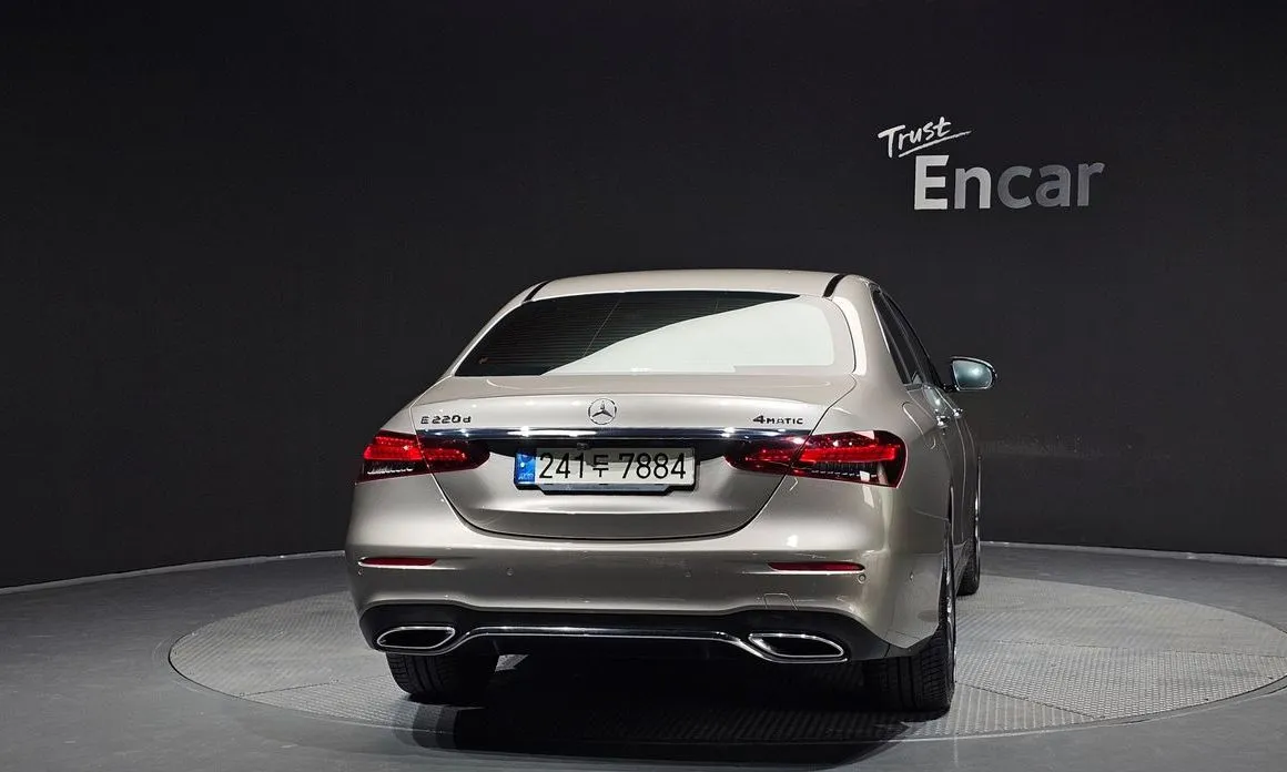 Mercedes-Benz E-Class 2021 из KR, фото 8