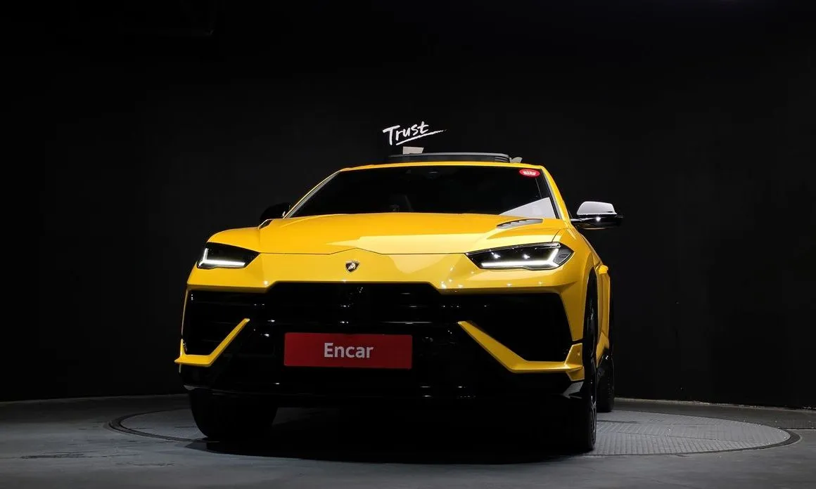 Lamborghini Urus 2023 из KR, фото 3