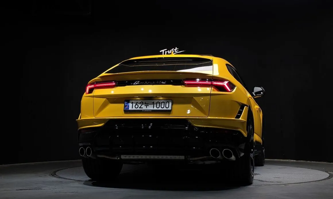 Lamborghini Urus 2023 из KR, фото 2