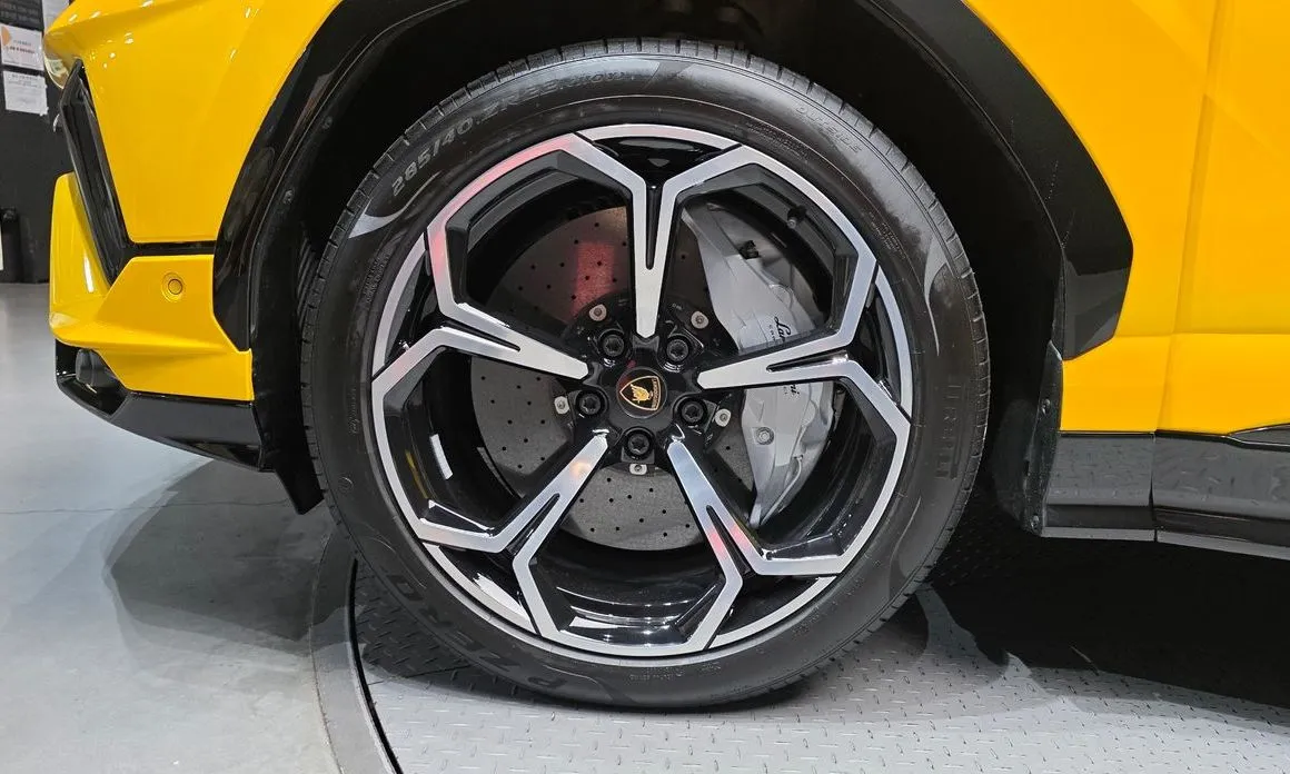 Lamborghini Urus 2023 из KR, фото 10