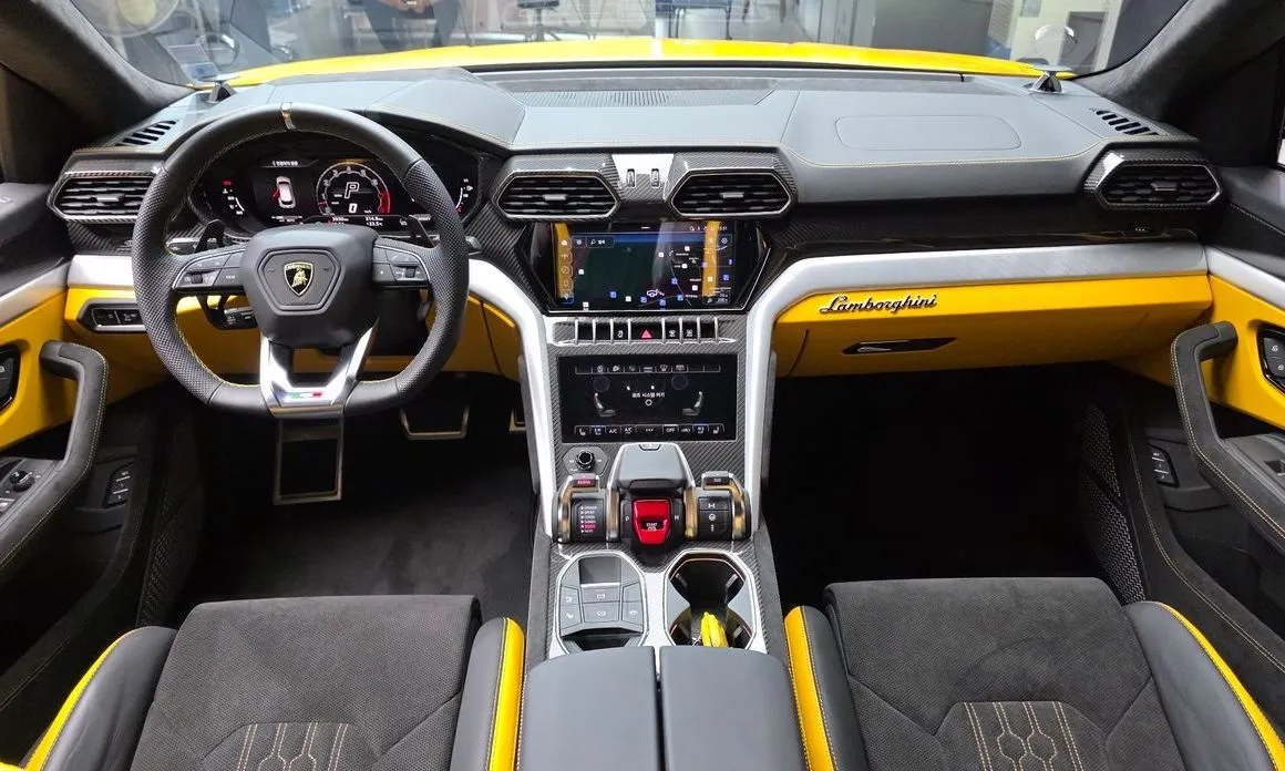 Lamborghini Urus 2023 из KR, фото 6