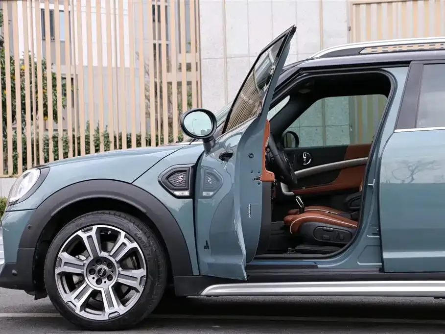 MINI Countryman — фото 10