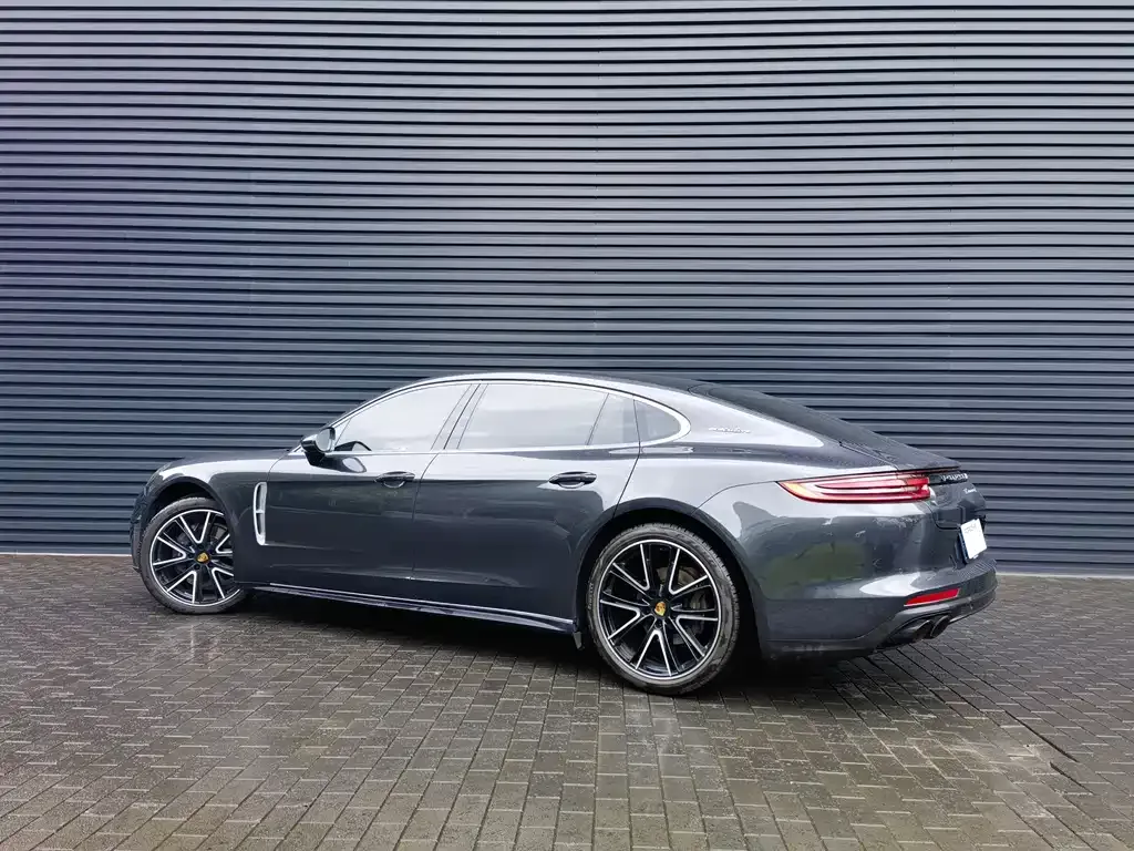 Porsche Panamera — фото 4
