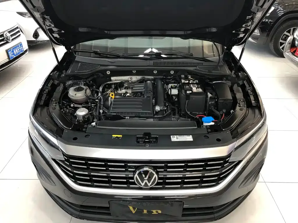 Volkswagen Passat — фото 9