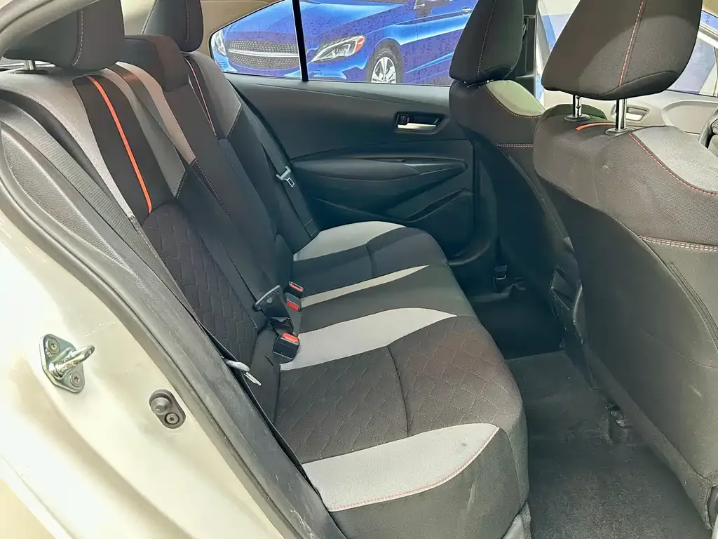 Toyota Corolla 2023 из CN, фото 10